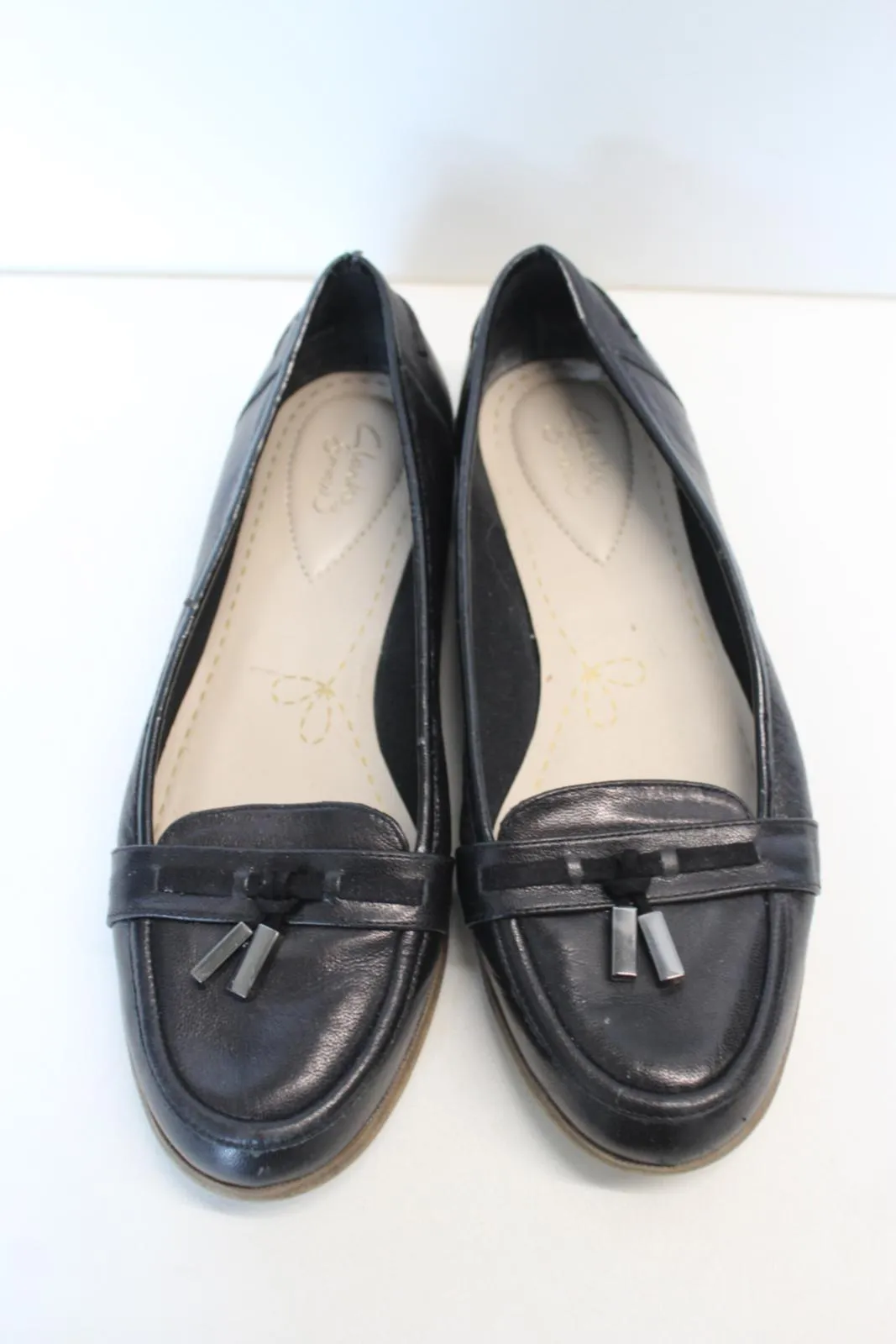 CLARKS Ladies Black Leather Tassel Trim Slip On Flat Casual Shoes EU39 UK6